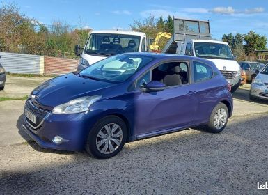 Achat Peugeot 208 1.4 HDI 68 BUSINESS PACK Occasion