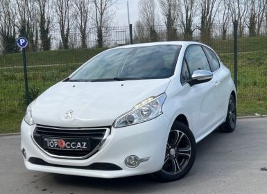 Peugeot 208 1.4 HDI 70CH ACTIVE 3P * GPS * REGULATEUR DE VITESSE * RADAR RECUL