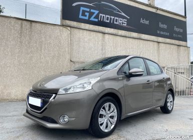 Peugeot 208 1.4HDi 70Ch Urban Soul