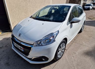 Achat Peugeot 208 1.5 bluehdi 100ch s&s business 89000km 5 PLACE DE 2019 garantie 12-mois 1ère main Occasion