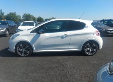 Peugeot 208 1.6 THP 200CH GTI 3P