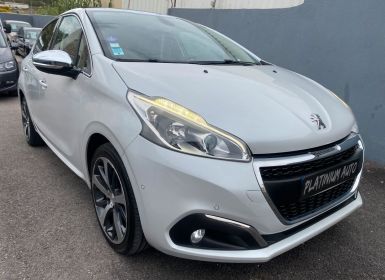 Achat Peugeot 208 (2) 1.2 Puretech 110 S&S Feline 5P Occasion