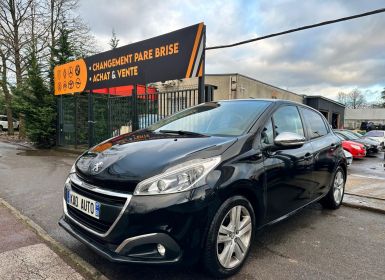 Peugeot 208 (2) 1.2 PURETECH 82 STYLE 5P