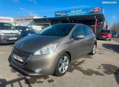 Peugeot 208 allure 1.6 vti 120 cv critair 1