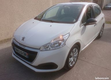Achat Peugeot 208 hdi 75ch 5 PLACE garantie 12 mois Occasion