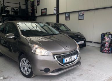 Peugeot 208 Peuteot 1.2 essence kit distribution a jour CRITAIR 1