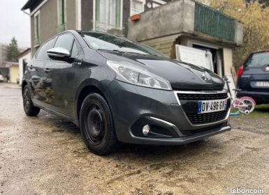 Peugeot 208 Phase 2 1.2 VTi 82cv