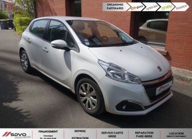 Peugeot 208 SOCIETE 1.2 PURETECH 82CH PREMIUM 5 000 ¤ ht