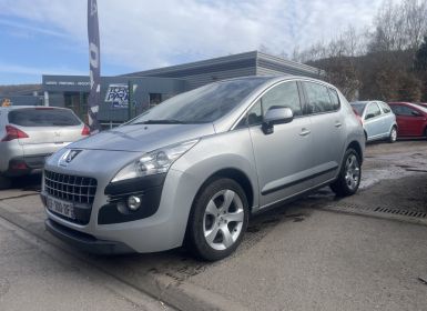 Peugeot 3008 1.6i 16V 120CV