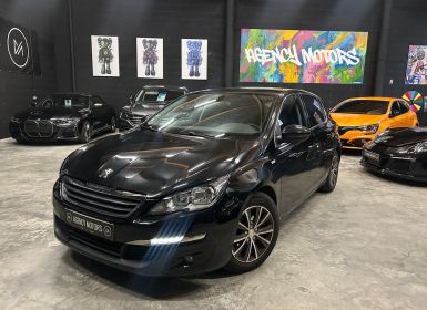 Peugeot 308 1.2 PureTech 82ch BVM5 Active Courroie changée