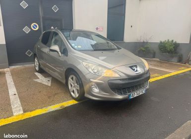 Achat Peugeot 308 1.6i THP 16V 140cv Feline Historique d'entretien Garantie 12 mois Boîte automatique Radar de recul Toit panoramique Occasion