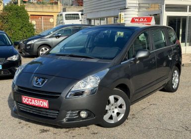 Achat Peugeot 5008 Confort 1.6 HDI 110Cv 7 Places-Attelage-Toit Pano-Jante Alu Occasion