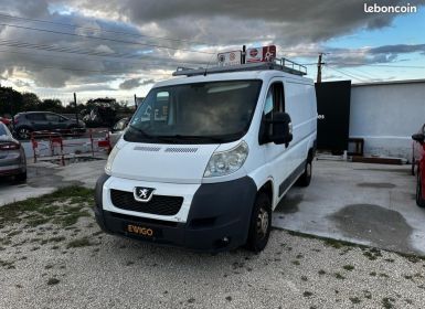 Achat Peugeot Boxer VU FOURGON 2.2 HDI 110ch L1H1 CD CLIM GALERIE AMENAGÉ Occasion