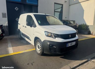 Peugeot Partner Fourgon L1 650kg BlueHDI 100ch Asphalt Historique d'entretien Garantie 12 mois Caméra de recul Apple CarPlay Radar AV-AR 3 places