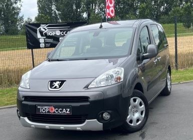 Achat Peugeot Partner TEPEE 1.6 HDI CONFORT 02/2011 GPS/ CLIM/ ATTELAGE 1ERE MAIN Occasion
