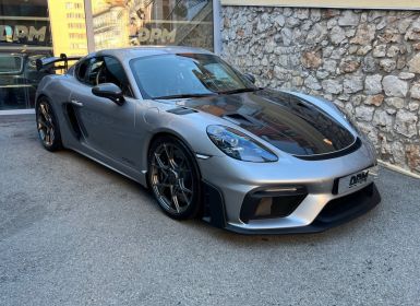 Porsche 718 Cayman GT4 RS Weissach