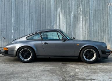 Porsche 911 Carrera 3.2 Gris meteor