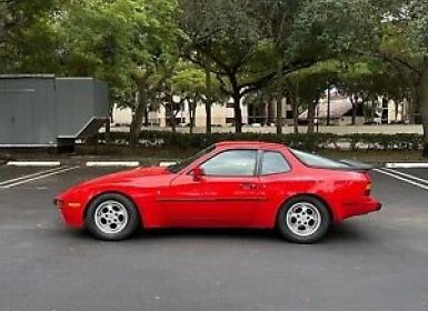 Porsche 944