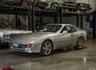 Porsche 944 5 spd Coupe with 27K original miles  Occasion