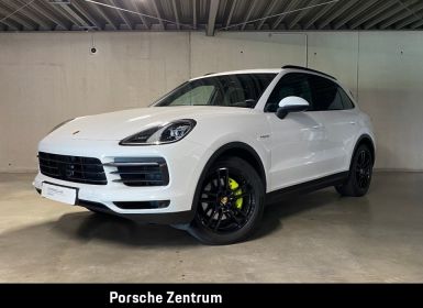 Porsche Cayenne Porsche Cayenne E-Hybride 462Ch Attelage Alarme PDLS PCM PASM / 22 Occasion