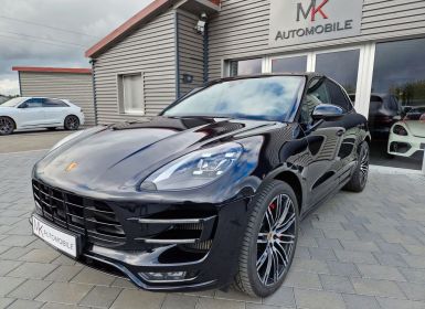 Achat Porsche Macan Turbo performance / Carbone / Attelage / 21 / Porsche approved Occasion