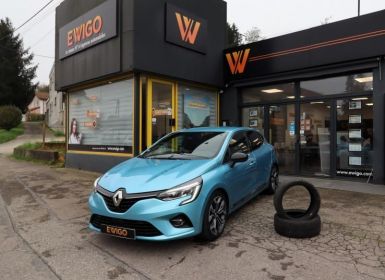 Achat Renault Clio 1.0 TCE 100 CH COOL CHIC + ATTELAGE CARPLAY CAMERA 360 SON BOSE Occasion