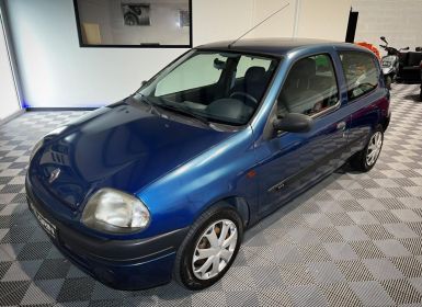 Achat Renault Clio 1.2 essence - 3 portes - 2 clés - CT OK Occasion