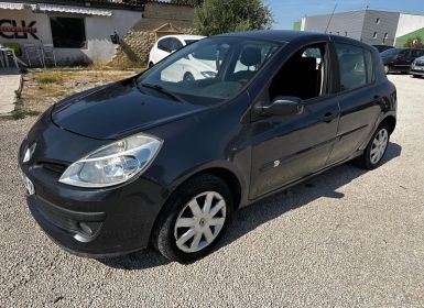 Vente Renault Clio 1.6 16v 110 CV PROBLEME DE BOITE AUTO Occasion