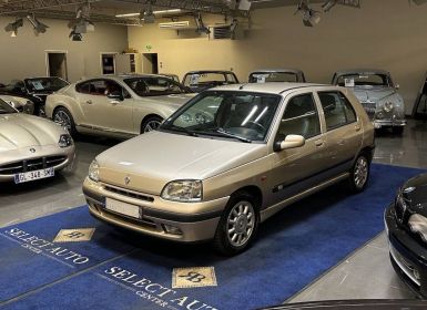 Renault Clio 1.8 (1783) 90ch Initiale 5p