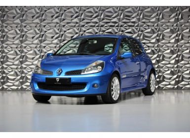 Achat Renault Clio 2.0i 16V - 200  III BERLINE Sport PHASE 1 Occasion