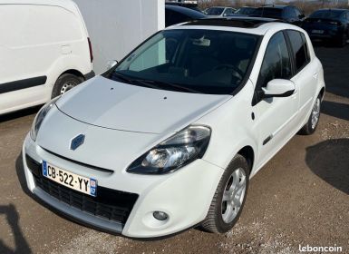 Renault Clio 3 XV de France TOM 1.2L 100cv 5 portes