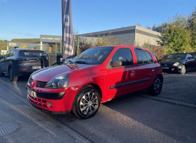 Achat Renault Clio II 1.2 16V 1149cm3 75cv  Occasion