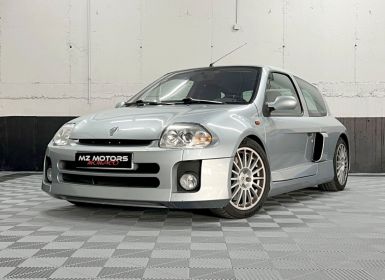 Renault Clio II V6 24S 230 RS - N. 1058 - 16200 Km - COLLECTOR