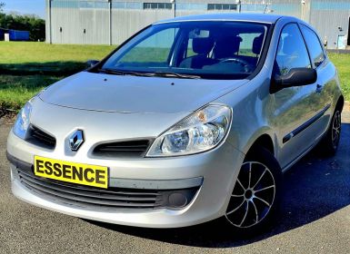 Renault Clio III 1.2 16V 75ch (5 cv) BVM5 Gris 3 Portes - eco2 Authentique 2009