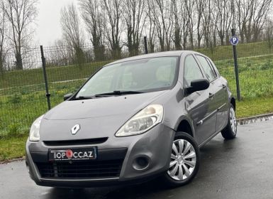 Vente Renault Clio III 1.2 16V 75CH COLLECTION ALIZE 5P 99.000KM 10/2013 Occasion