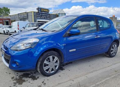 Achat Renault Clio III 1.2 i eco2 75 cv Occasion