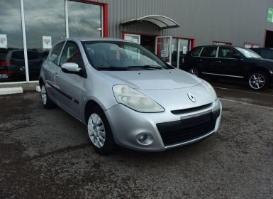 Renault Clio III 1.2 TCE 100CH EXCEPTION TOMTOM EURO5 3P