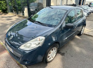 Achat Renault Clio III (2) 1.2 75 YAHOO! 5P Occasion