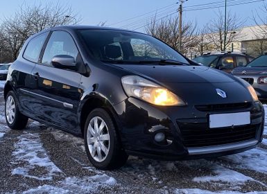 Renault Clio III (B/C85) 1.2 16v 75ch 20th eco² 3p Occasion