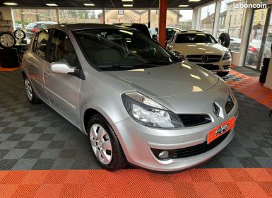 Achat Renault Clio III INITIAL PARIS BVA 1.6I 16V 110 cv Garantie 12 mois Occasion