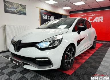 Renault Clio IV RS Trophy 1.6 Turbo 220 Energy EDC