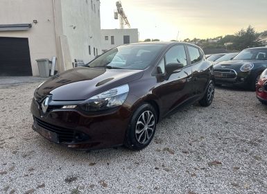 Achat Renault Clio RENAULT CLIO IV 1.2 16V 75 ZEN 32400KMS Occasion