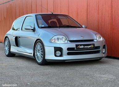 Vente Renault Clio RS V6 230 ch ph. 1 Occasion