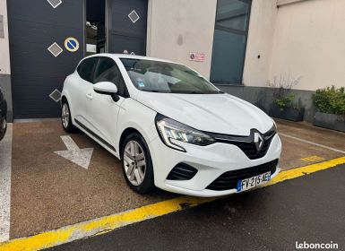 Renault Clio V 1.6 E-TECH Hybrid 140ch Business Historique d'entretien Garantie 12 mois Apple CarPlay Radar de recul 1ère main Faible consommation