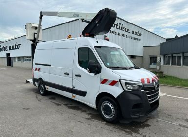 Renault Master fourgon l2h2 nacelle Klubb k32