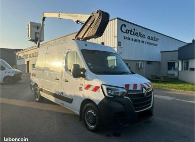 Achat Renault Master l2h2 tronqué nacelle Klubb k26 11m60 Occasion