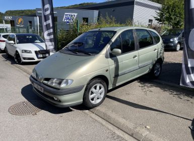 Achat Renault Megane Scénic 1.6 16V 1598cm3 107cv  Occasion