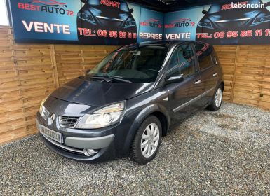 Renault Scenic 1.5 DCi 105CH Latitude