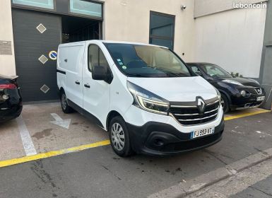 Renault Trafic fourgon L1H1 1200kg 2.0 DCI 120 Grand Confort Garantie 12 mois GPS 1ère main Radar de recul PRIX TTC TVA récupérable