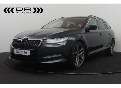 Achat Skoda Superb COMBI 1.6CRTDI DSG7 AMBITION - NAVI APPLE CARPLAY/ANDROID AUTO LED Occasion